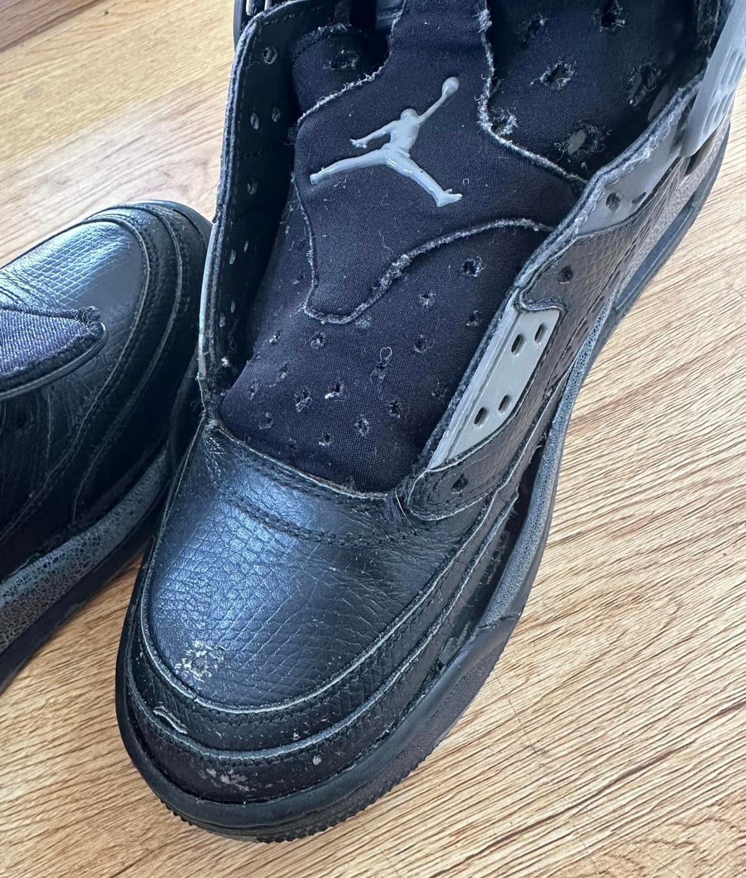 Цэвэрлэхээс өмнө — Air Jordan